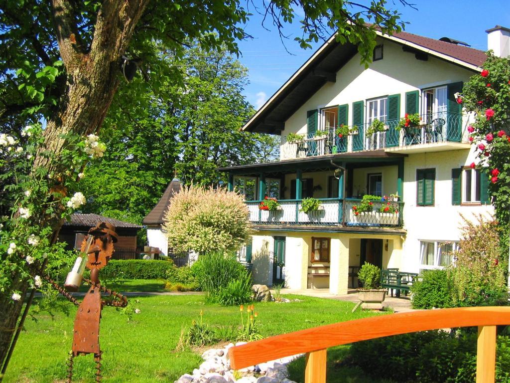 Ferienwohnungen Huber Weyregg Exterior photo
